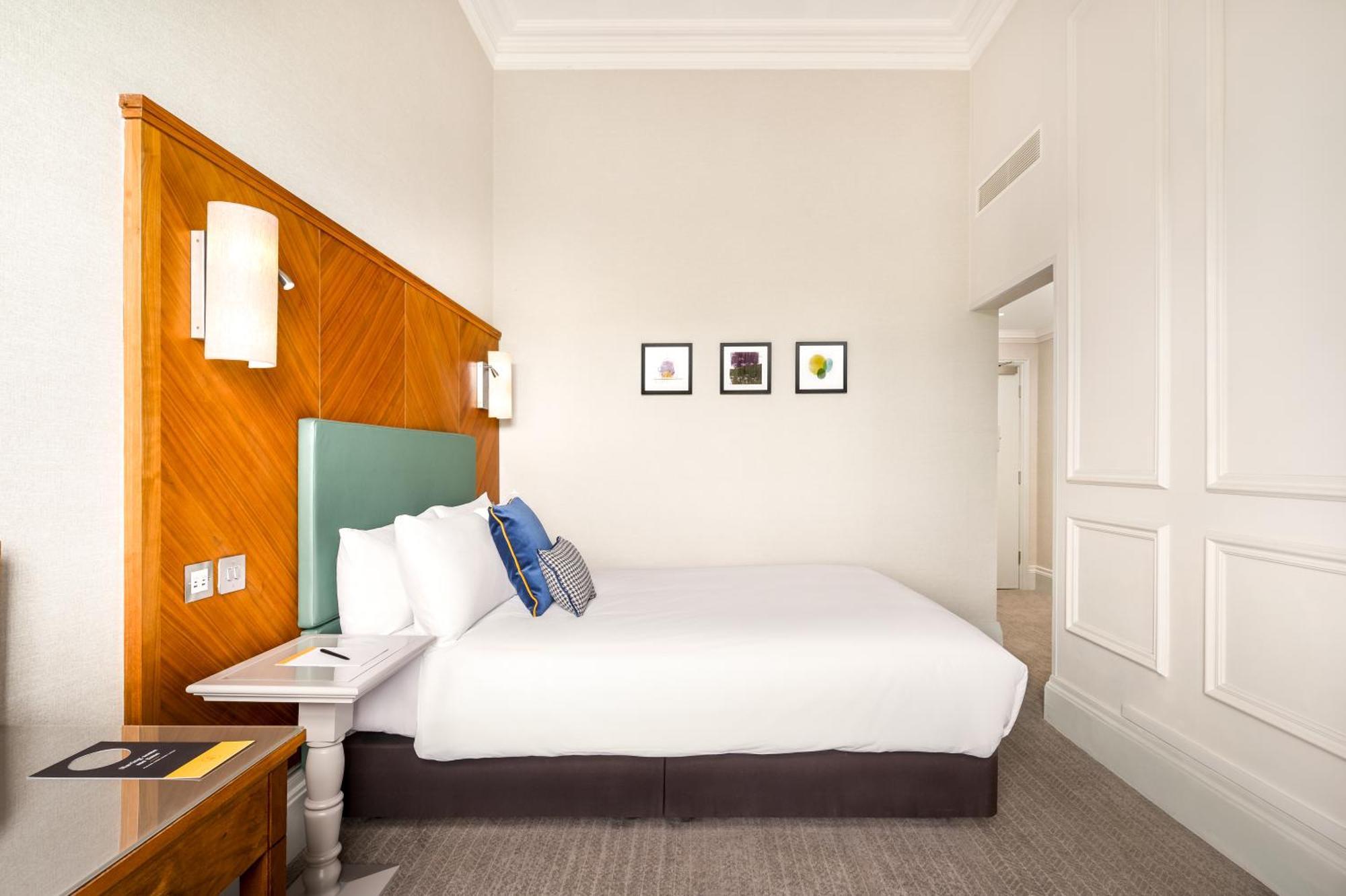 Voco Edinburgh - Royal Terrace By Ihg Hotel Exterior foto