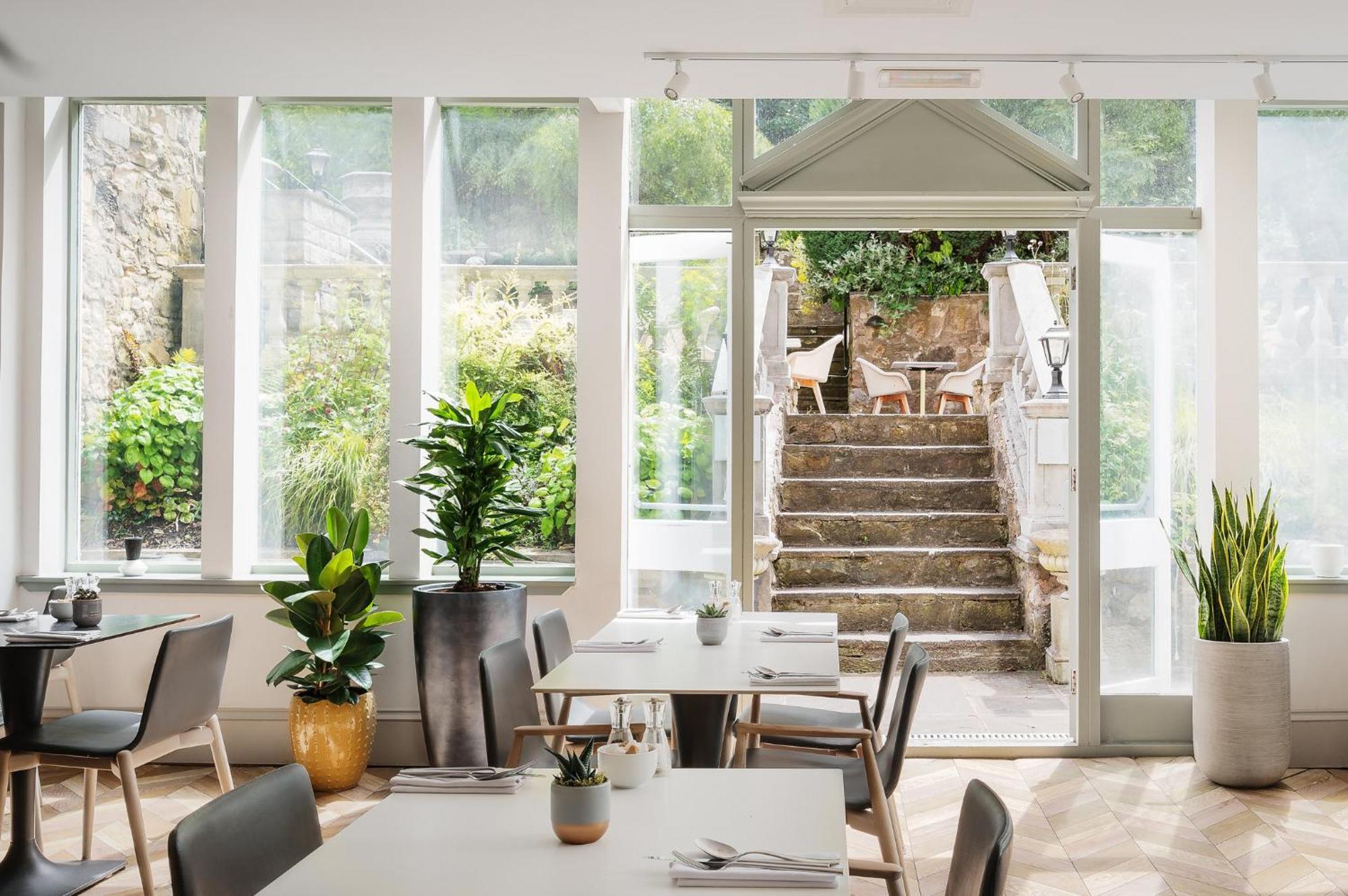 Voco Edinburgh - Royal Terrace By Ihg Hotel Exterior foto