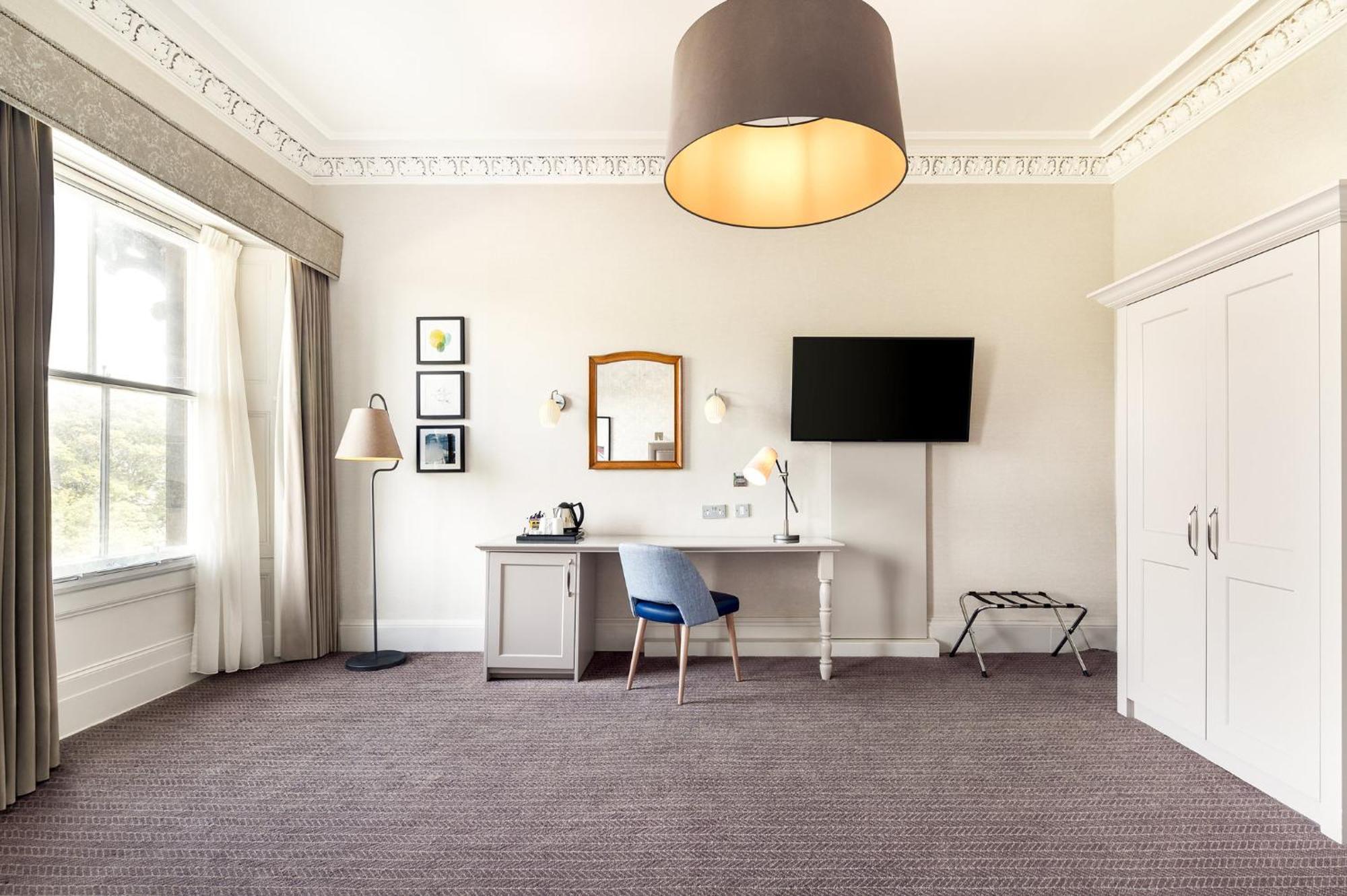 Voco Edinburgh - Royal Terrace By Ihg Hotel Exterior foto
